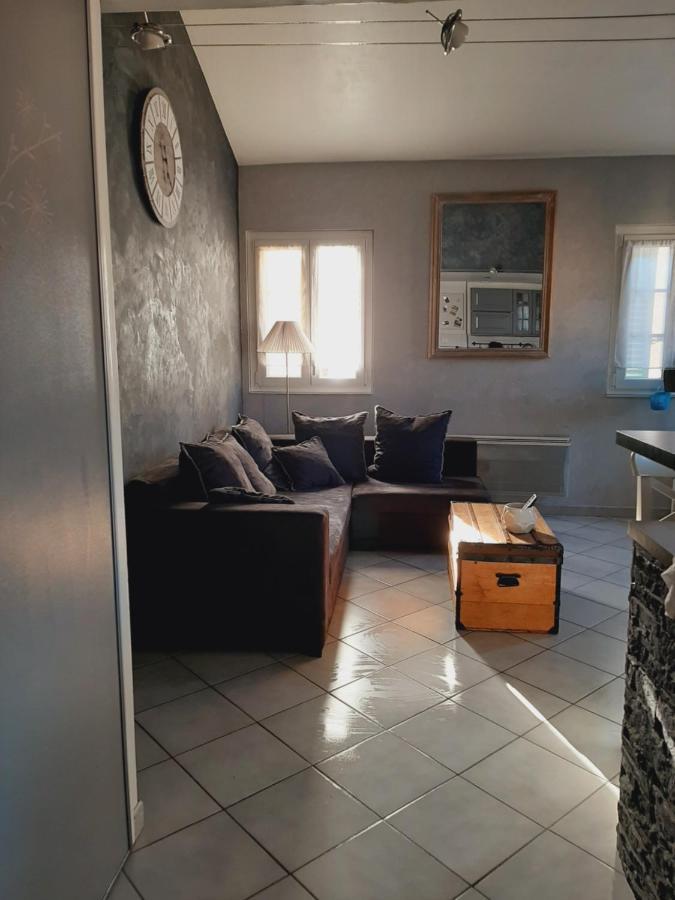 T2 centre ville vue Faron 40m2 en zone pietonne 4ème étage Tolone Esterno foto